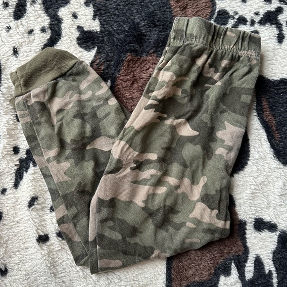 Boys camo joggers - Picture 2 of 5